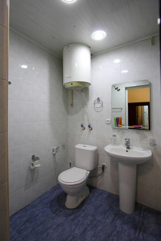Studio With Balcony On Sayat Nova Avenue Yerevan Exterior photo